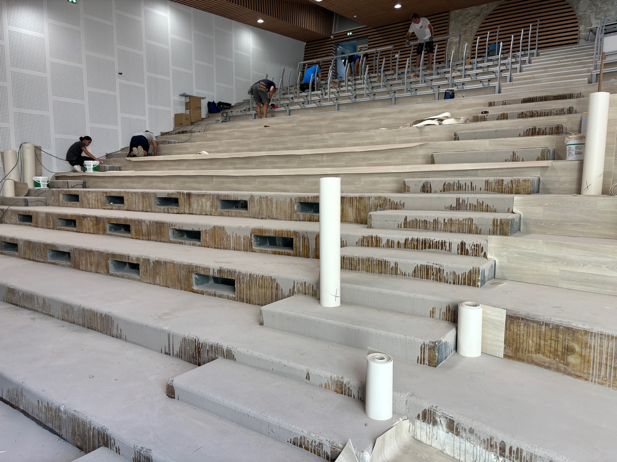 Université de Nîmes - Photo de l'amphithéâtre rénové