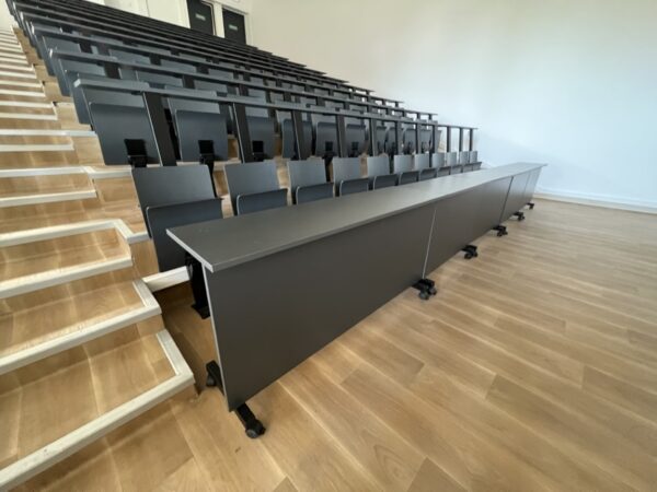 Photo siège amphi Easy tablette filante gris