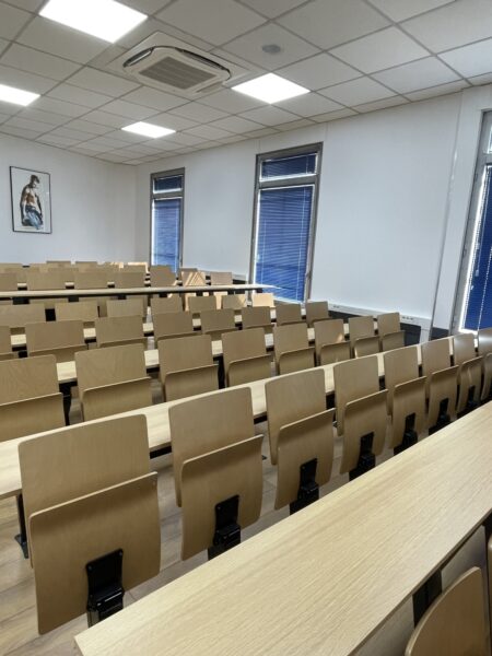 Photo siège amphi Easy tablette filante