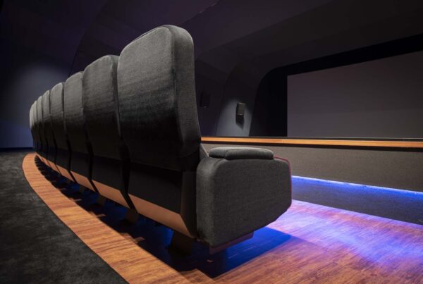 Détail Salle de Cinéma Avec Fauteuil Arcadia De Dos