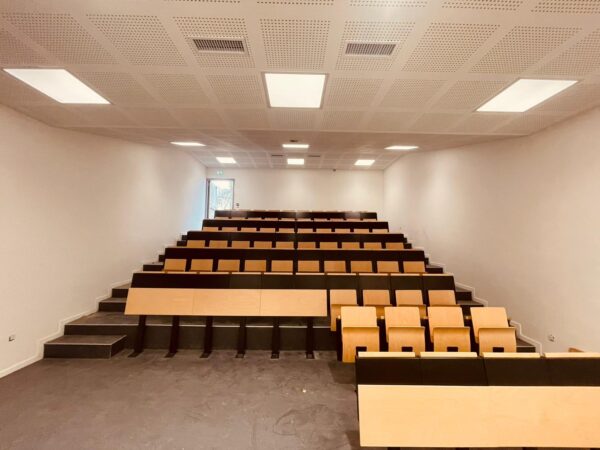 Photo Vue De Face Amphitheatre GCC Creps