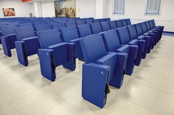 Fauteuil auditorium et théâtre Crociera - ambiance - Tablette repliée