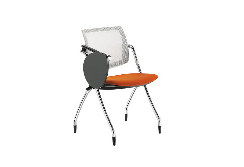 Chaise empilable avec assise rabattable Q-Go – Image 2